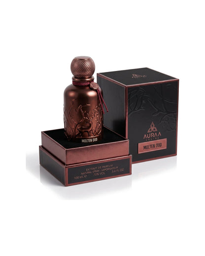 Auraa Desire Molten Oud Extrait de Parfum 100ml unisex con scatola originale su sfondo bianco