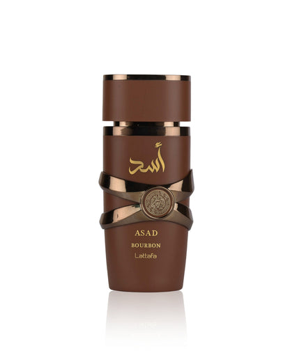 Flacone del profumo Lattafa Asad Bourbon Eau de Parfum 100ml uomo su sfondo bianco